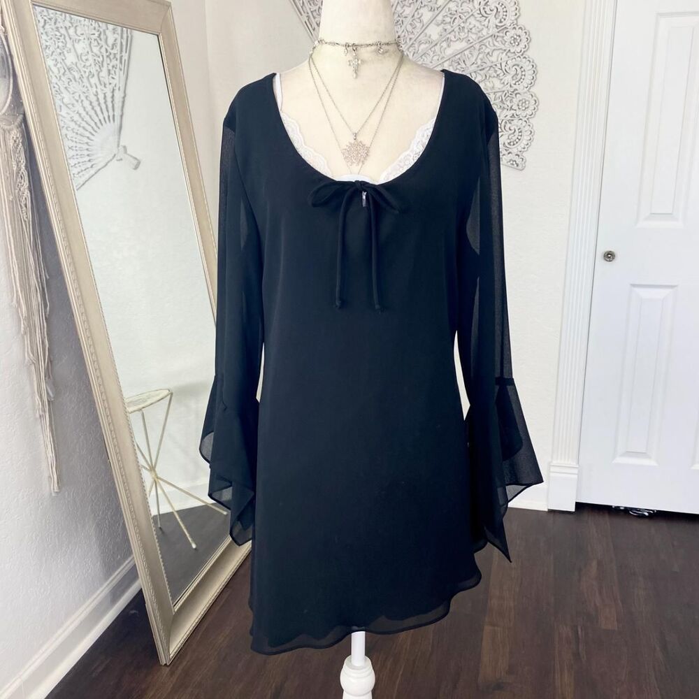 Another Thyme Paper Tag Witchy Whimsygoth Black Mesh Flare Sleeve Tunic Top 16